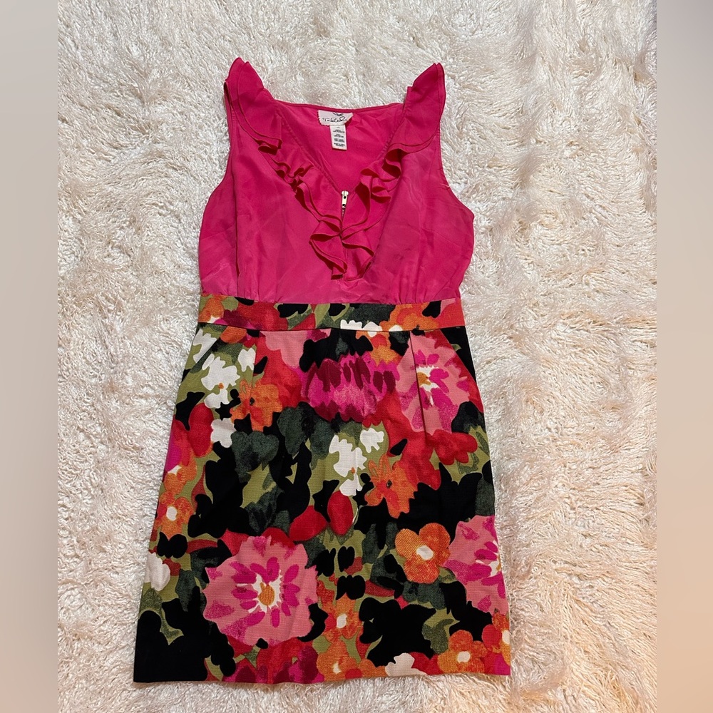 Beautiful pink and black midi dress great for day and evening.